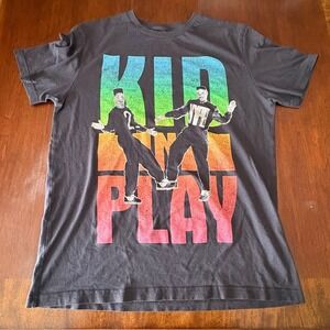 Kid 'n Play Retro Graphic T-Shirt — 90s Hip-Hop Style Fade (Charcoal)